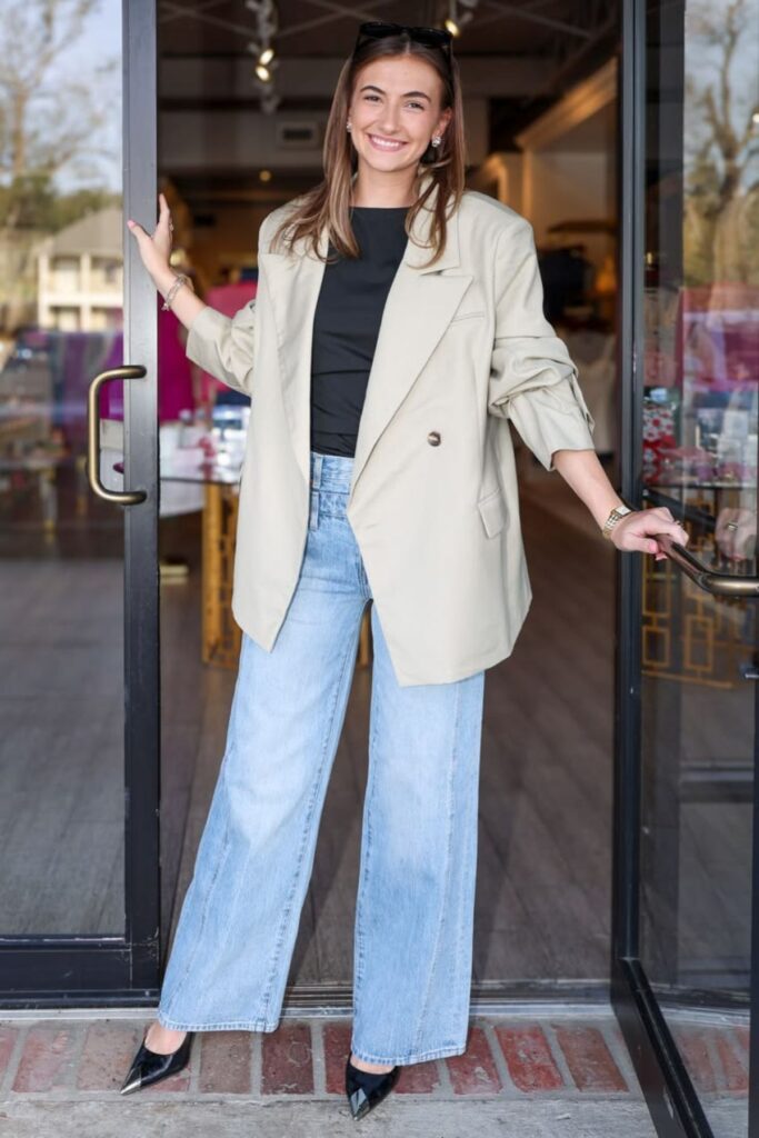 Fashion Mistakes That Make Petite Women Look Shorter
