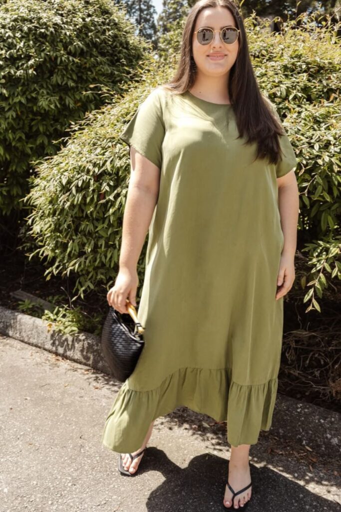 A petite woman